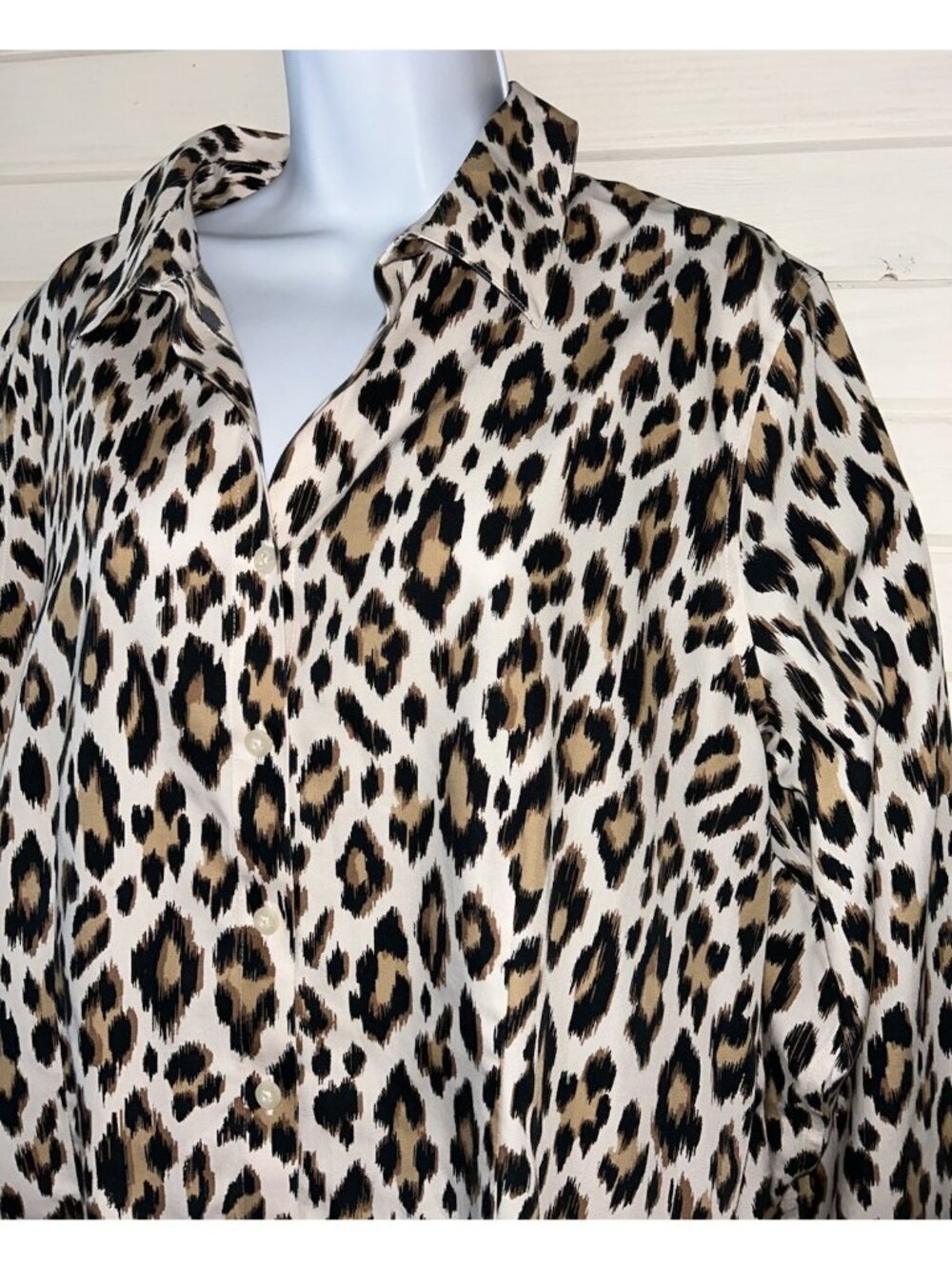 Chicos Sz 3 (XL) No Iron Cotton Shirt Tunic Brown Leopard Button Up EUC